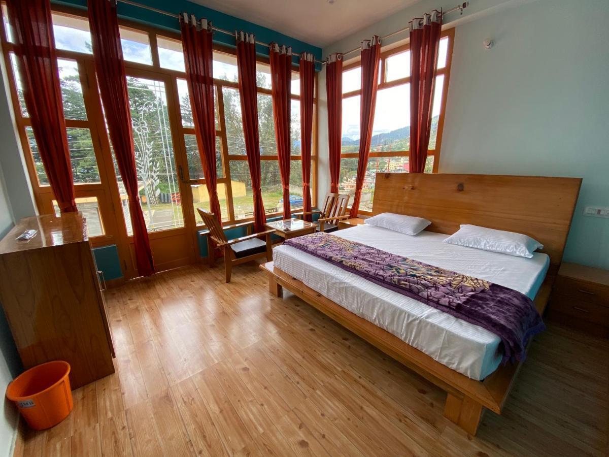 Hotel Mansarovar Inn Munsyari Екстериор снимка