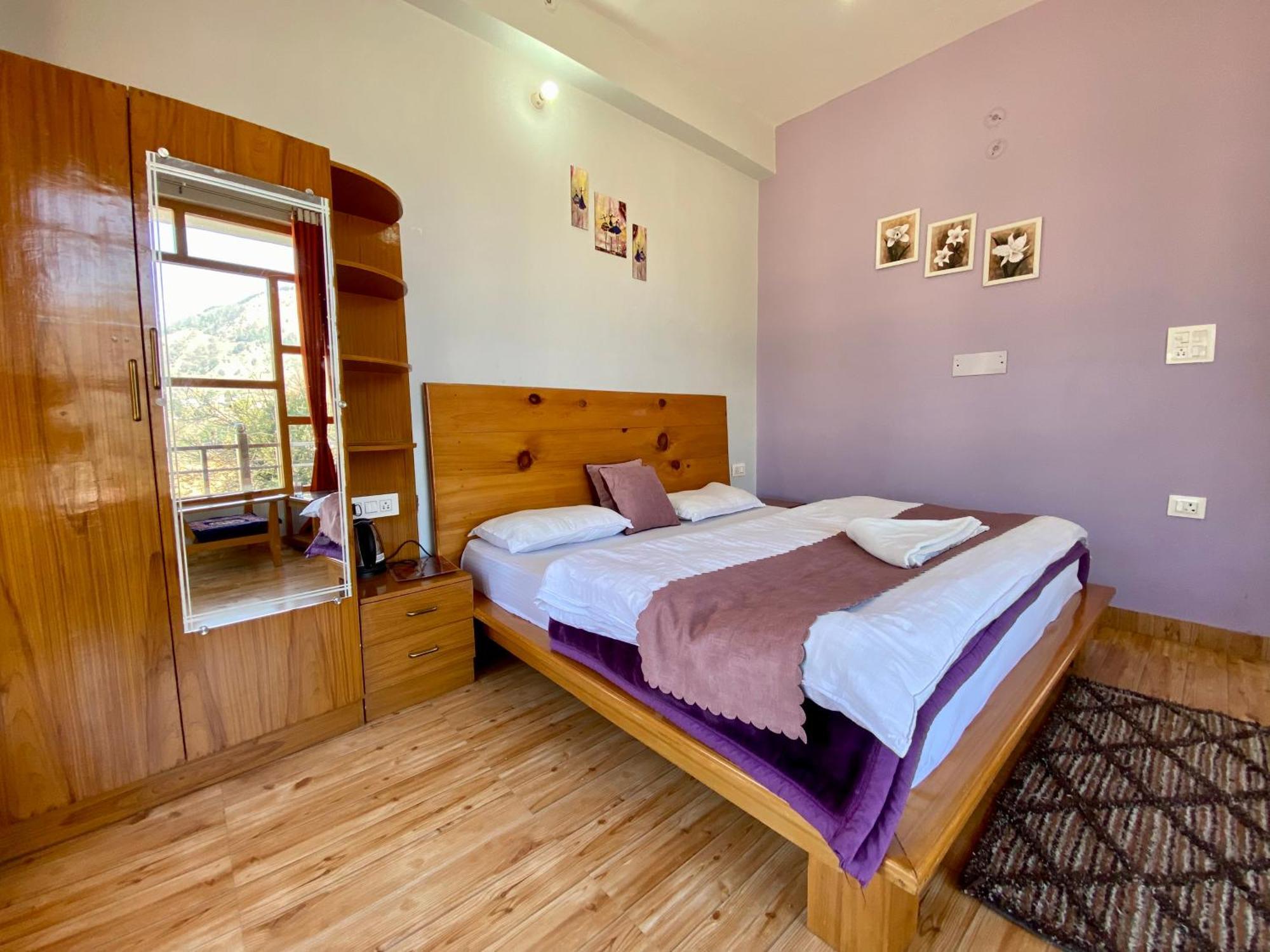 Hotel Mansarovar Inn Munsyari Екстериор снимка